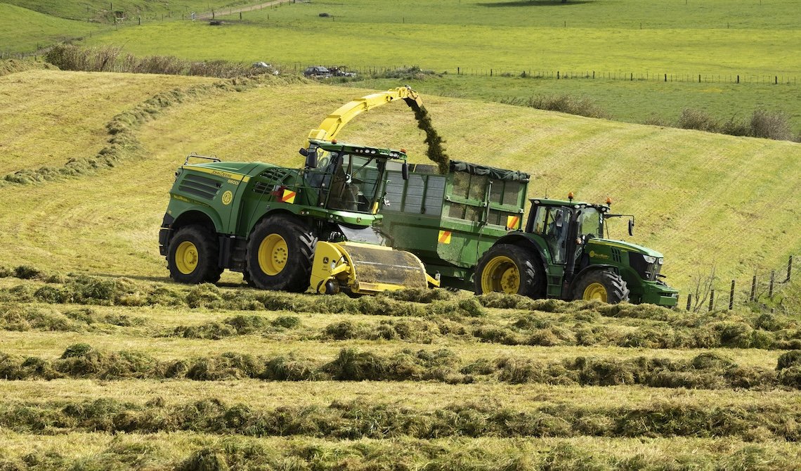 maximise pasture silage quality - contractor image 1.jpg